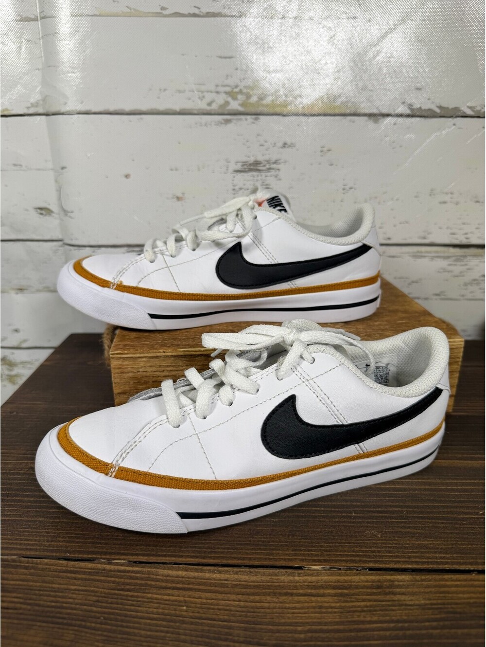 Nike Court Legacy Youth Size 3.5Y